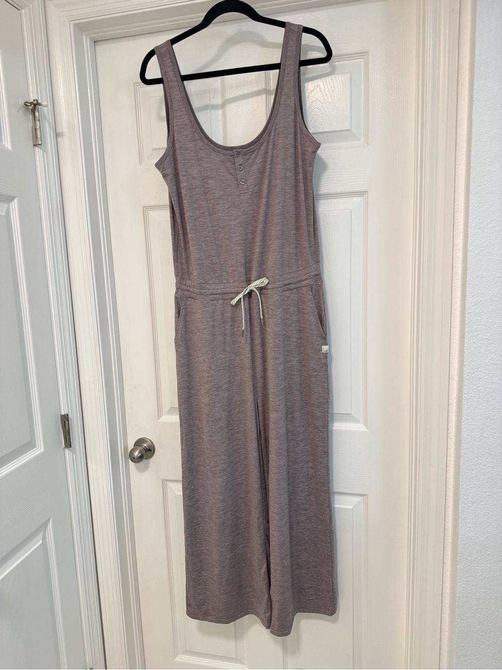 Vuori Fall jumpsuit wide leg in rosemary heather women’s size Large - Picture 7 of 7